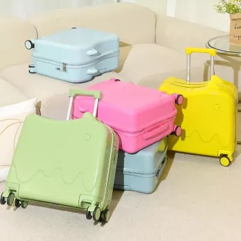 Best Suitcase Size for Kids by Age (12–20 in)